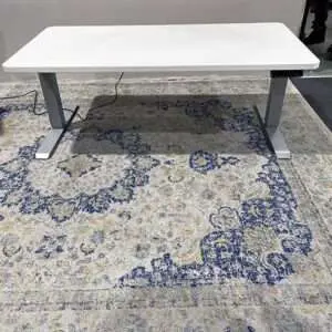 AMQ Touch Electric Table