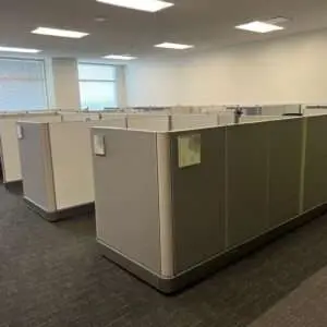 Herman Miller AO2 6' x 6'