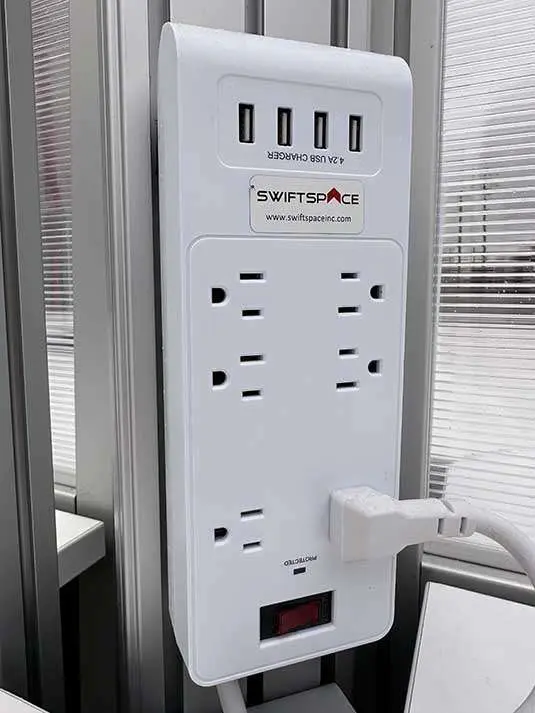 cubicles-ss-2209